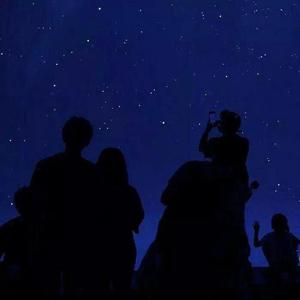 撕开她的胸罩猛吸奶头的视频
